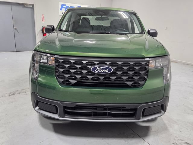 Used 2025 Ford Maverick XLT w/ Equipment Group 302A AWD/4WD image 2