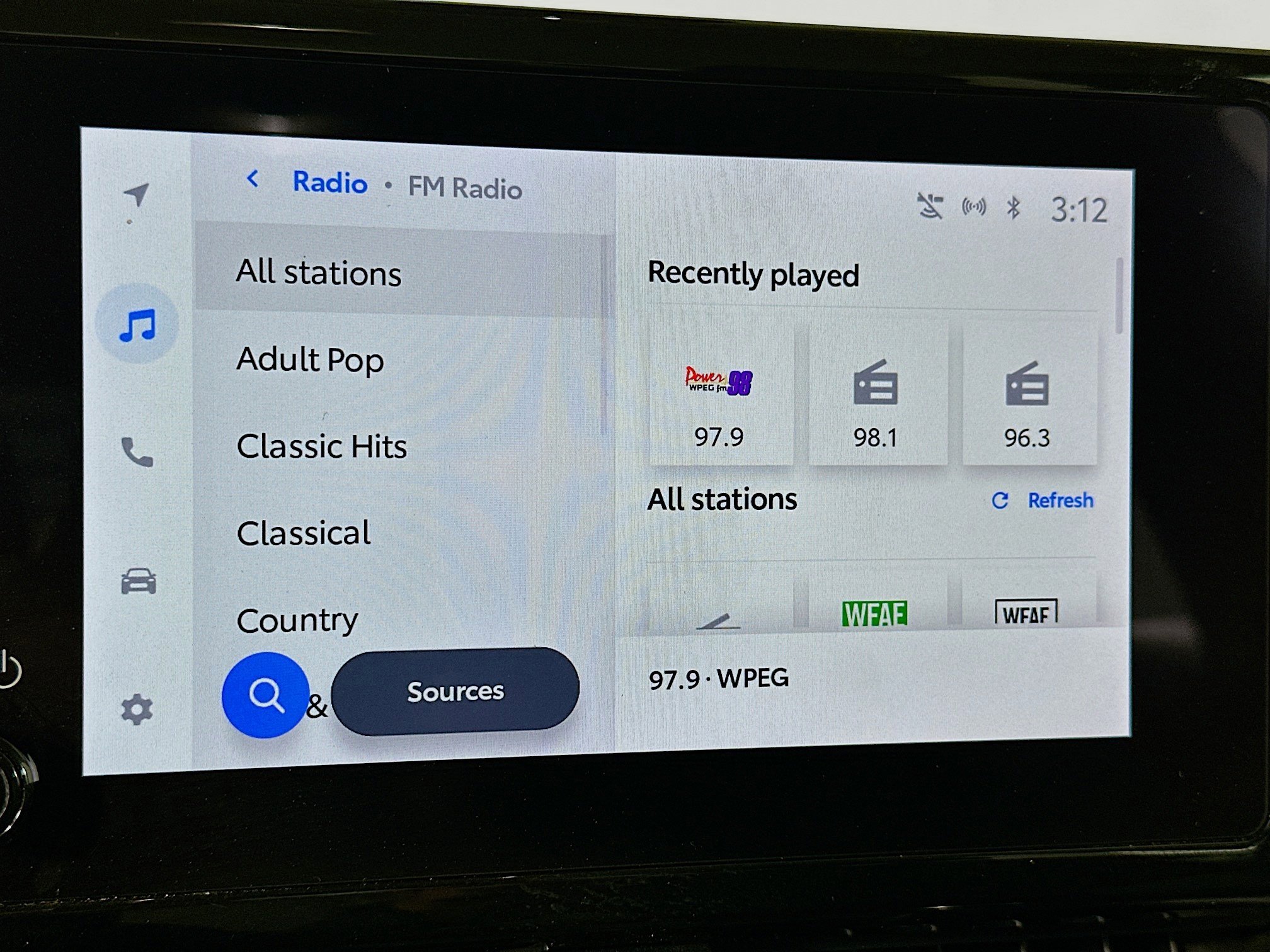 Used 2024 Toyota Corolla LE image 21