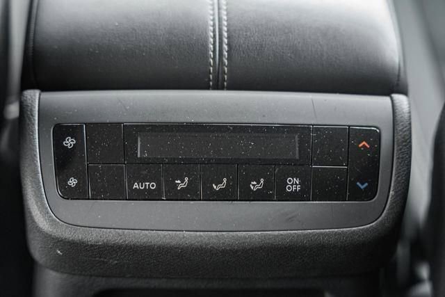 Used 2024 Nissan Pathfinder SV image 33