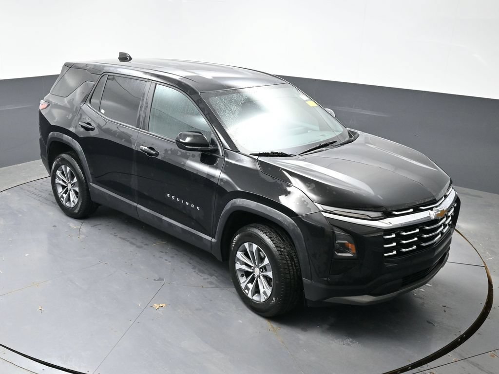 Used 2025 Chevrolet Equinox LT FWD image 14