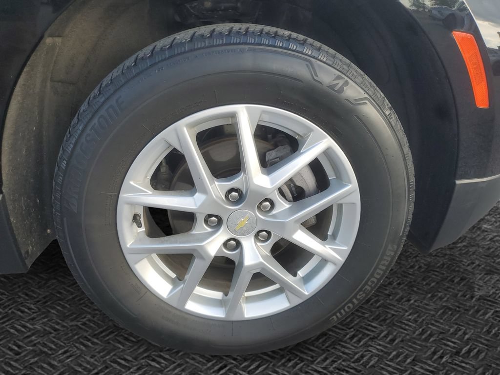 Used 2023 Chevrolet Equinox LT AWD/4WD image 11