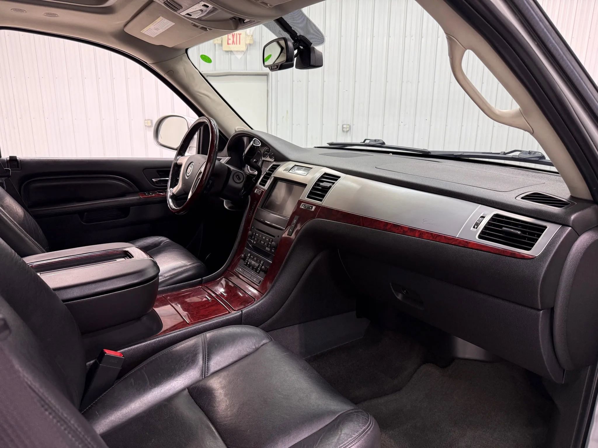 Used 2012 Cadillac Escalade EXT Premium image 14