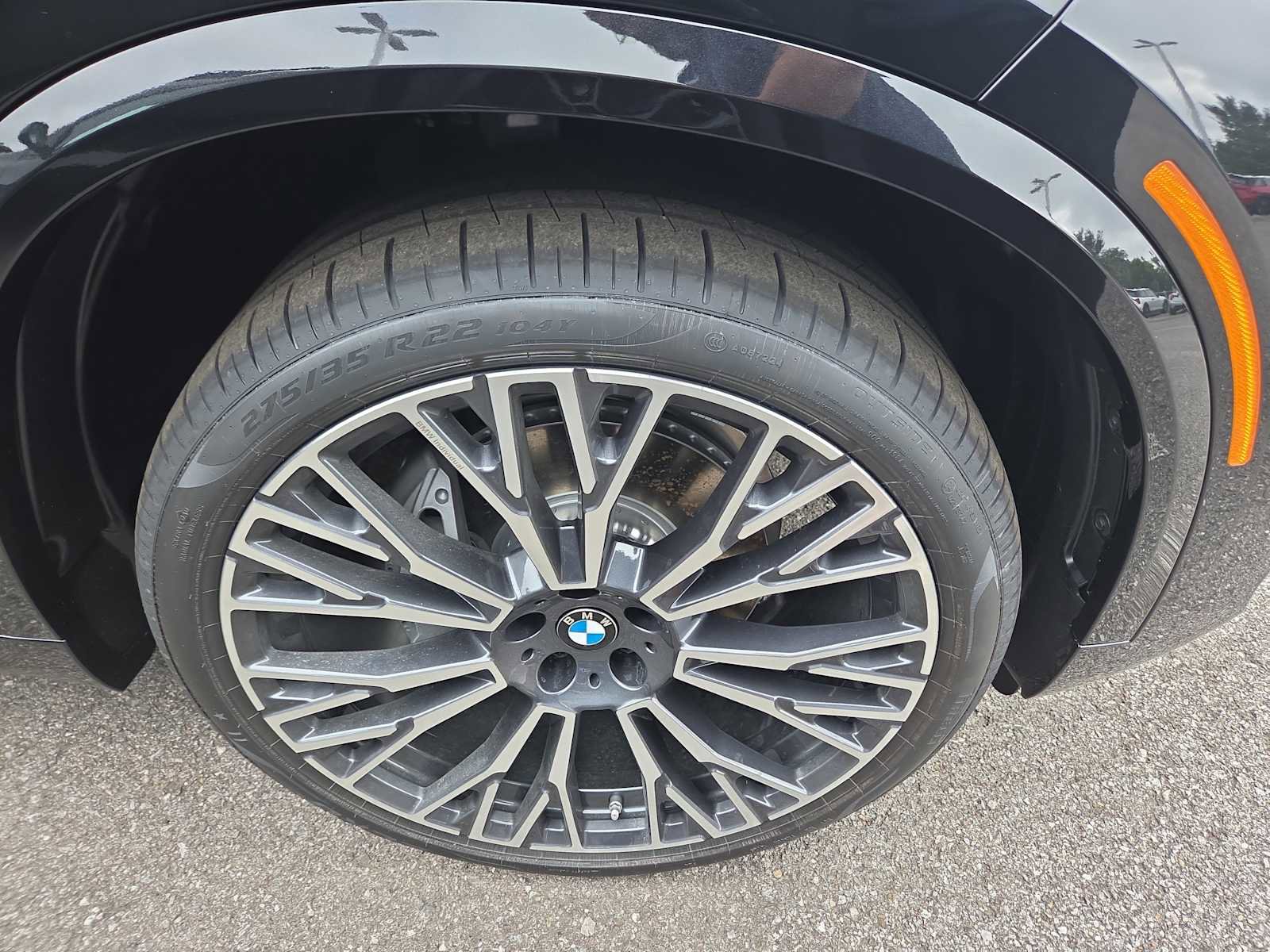 New 2026 BMW X5 xDrive40i w/ M Sport Package image 2