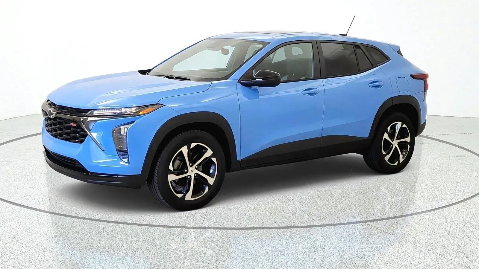 Used 2024 Chevrolet Trax RS w/ Sunroof Package FWD image 4