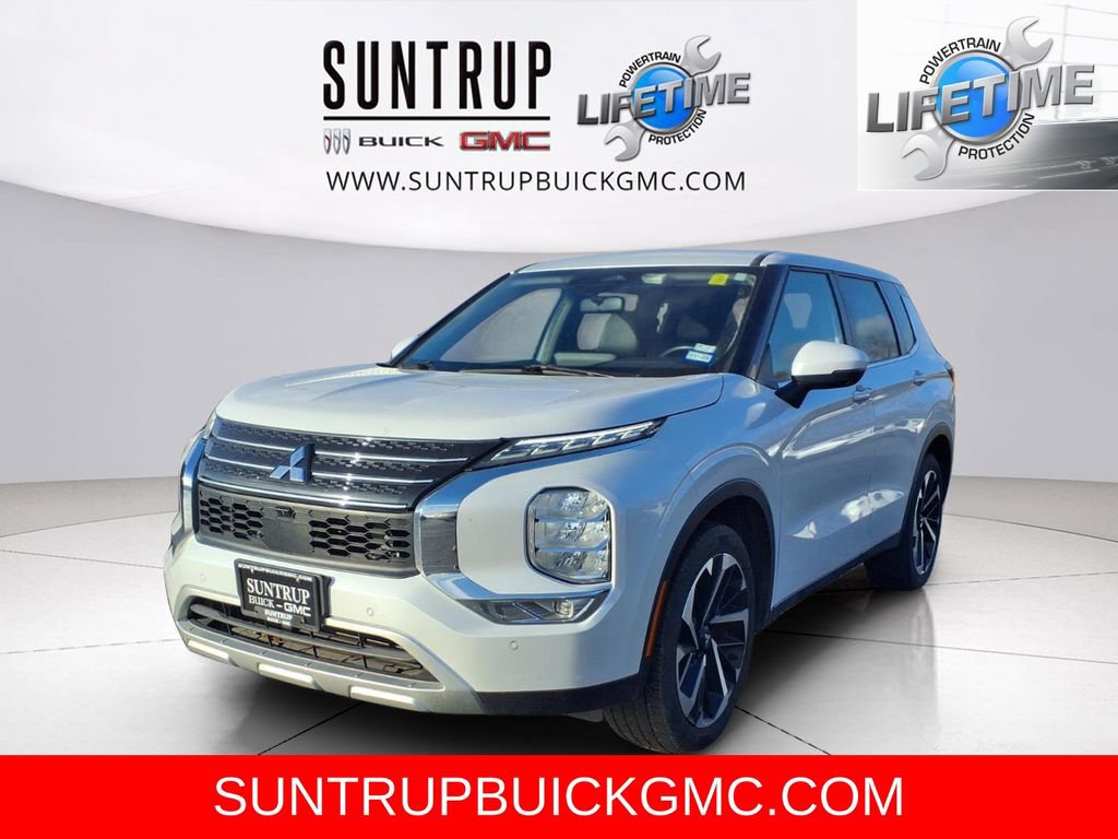 Used 2024 Mitsubishi Outlander SE image 31