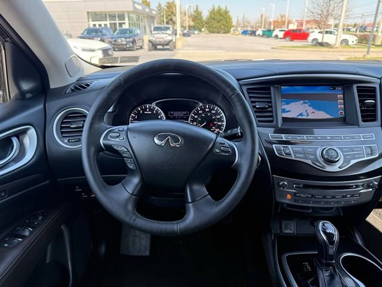 Used 2019 INFINITI QX60 Luxe w/ Essential Package image 6
