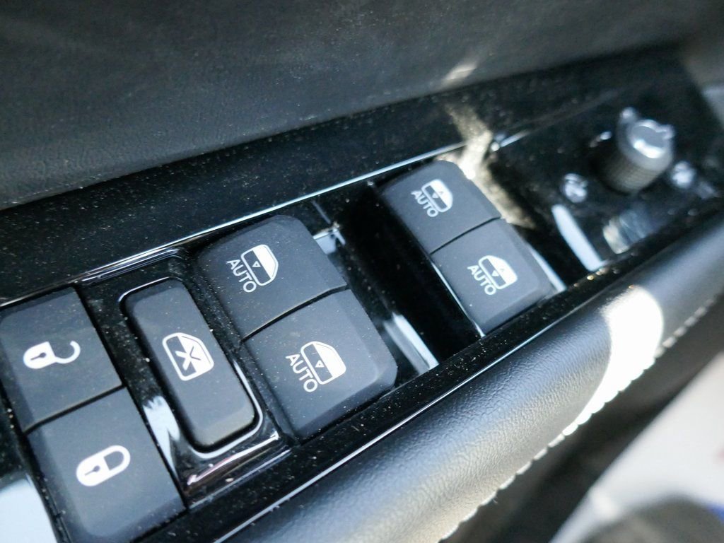 New 2026 Jeep Grand Wagoneer Limited w/ Premium Group II image 17