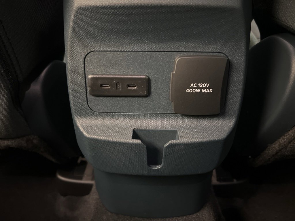 New 2025 Ford Maverick XLT w/ XLT Luxury Package image 30