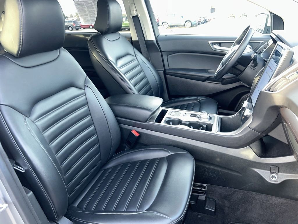 Used 2024 Ford Edge SEL image 24
