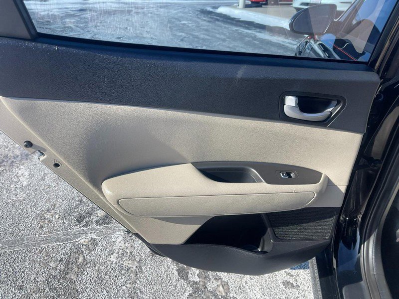 Used 2016 Kia Optima LX w/ Technology Package image 14