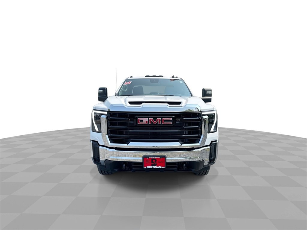 New 2025 GMC Sierra 2500 Pro image 3