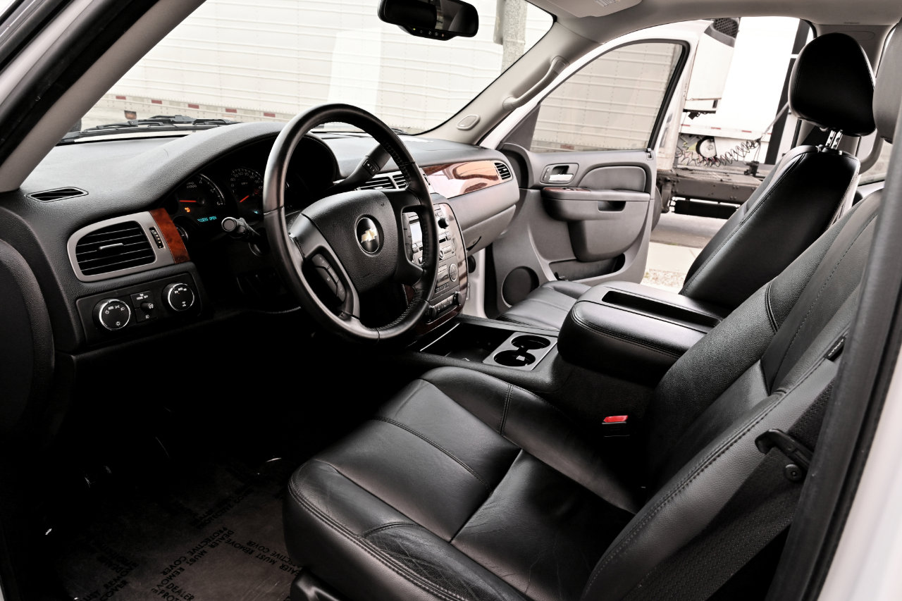 Used 2010 Chevrolet Tahoe LT w/ Luxury Package image 10