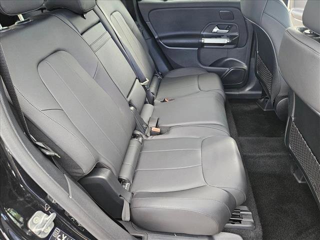 Used 2026 Mercedes-Benz GLB 250 image 18