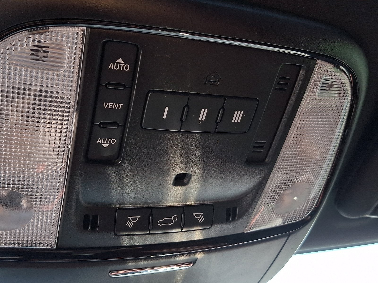 Used 2023 Dodge Durango SRT AWD/4WD image 28