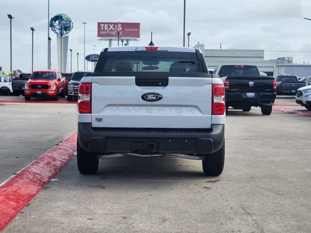 Used 2025 Ford Maverick XL w/ Equipment Group 102A image 6
