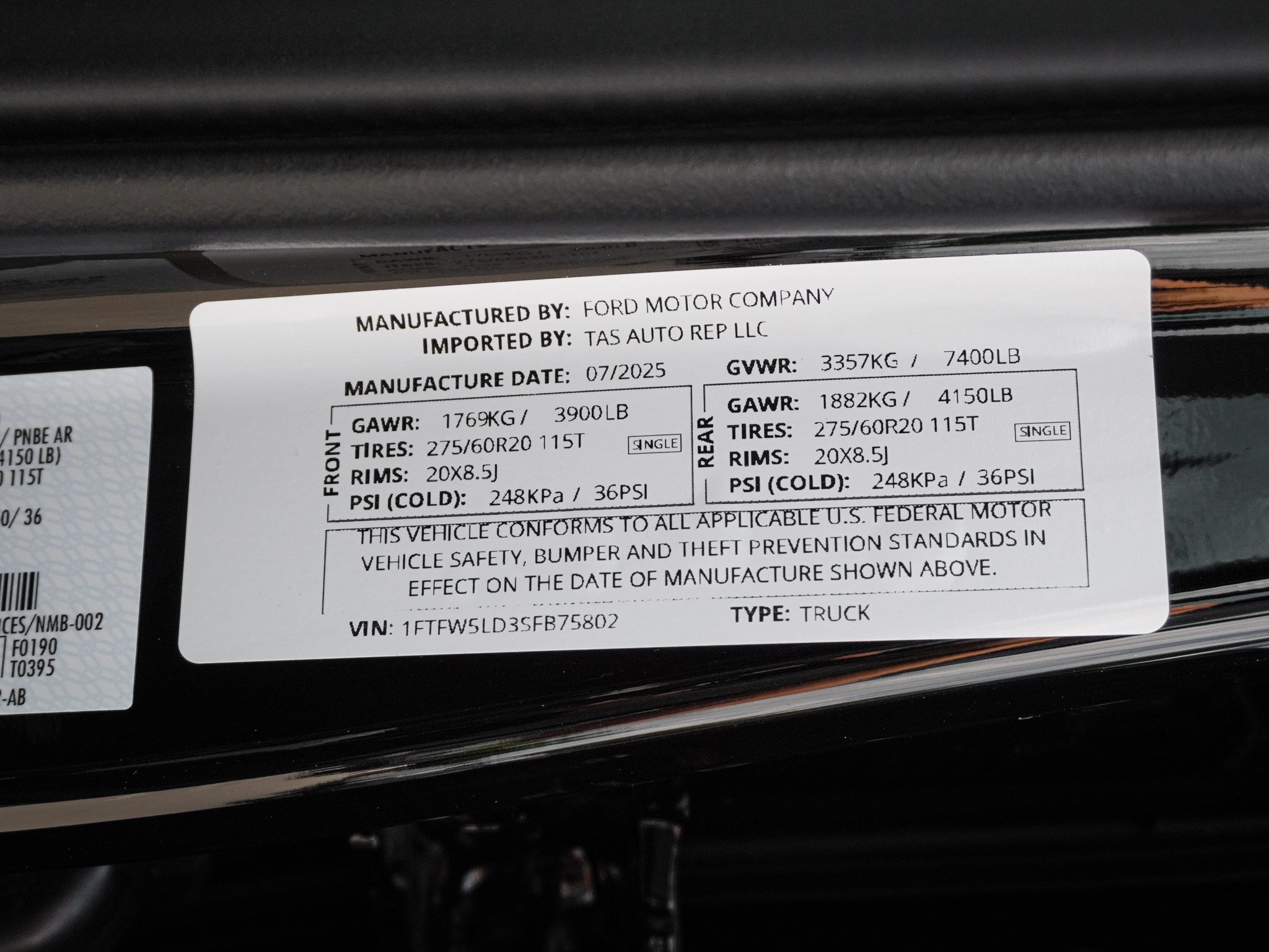 Used 2025 Ford F150 Lariat w/ Bed Utility Package AWD/4WD image 39