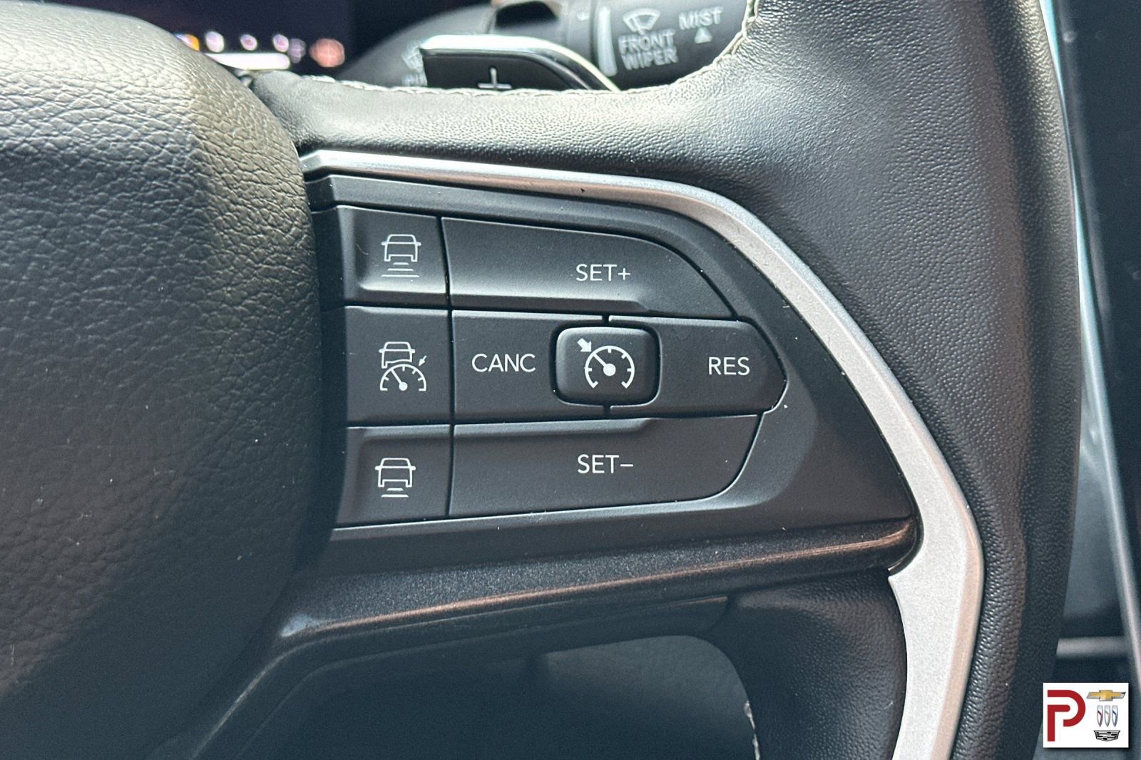 Used 2022 Jeep Grand Cherokee L Laredo image 31