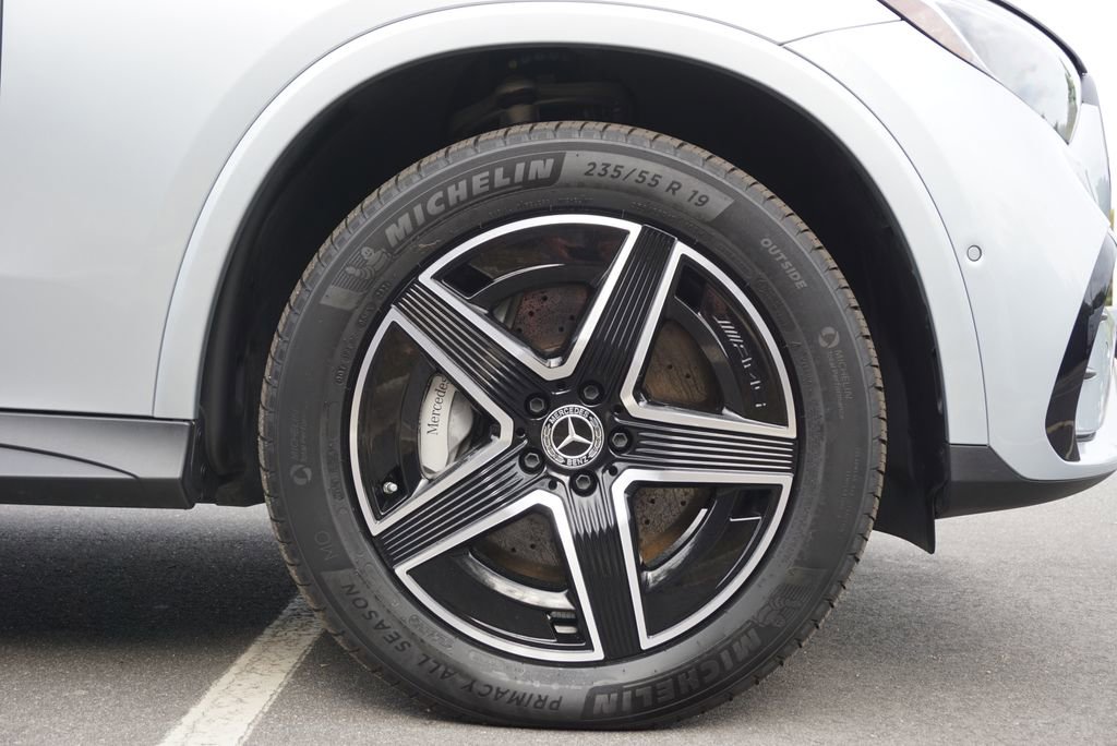 Certified 2025 Mercedes-Benz GLC 300 GLC 300 image 19