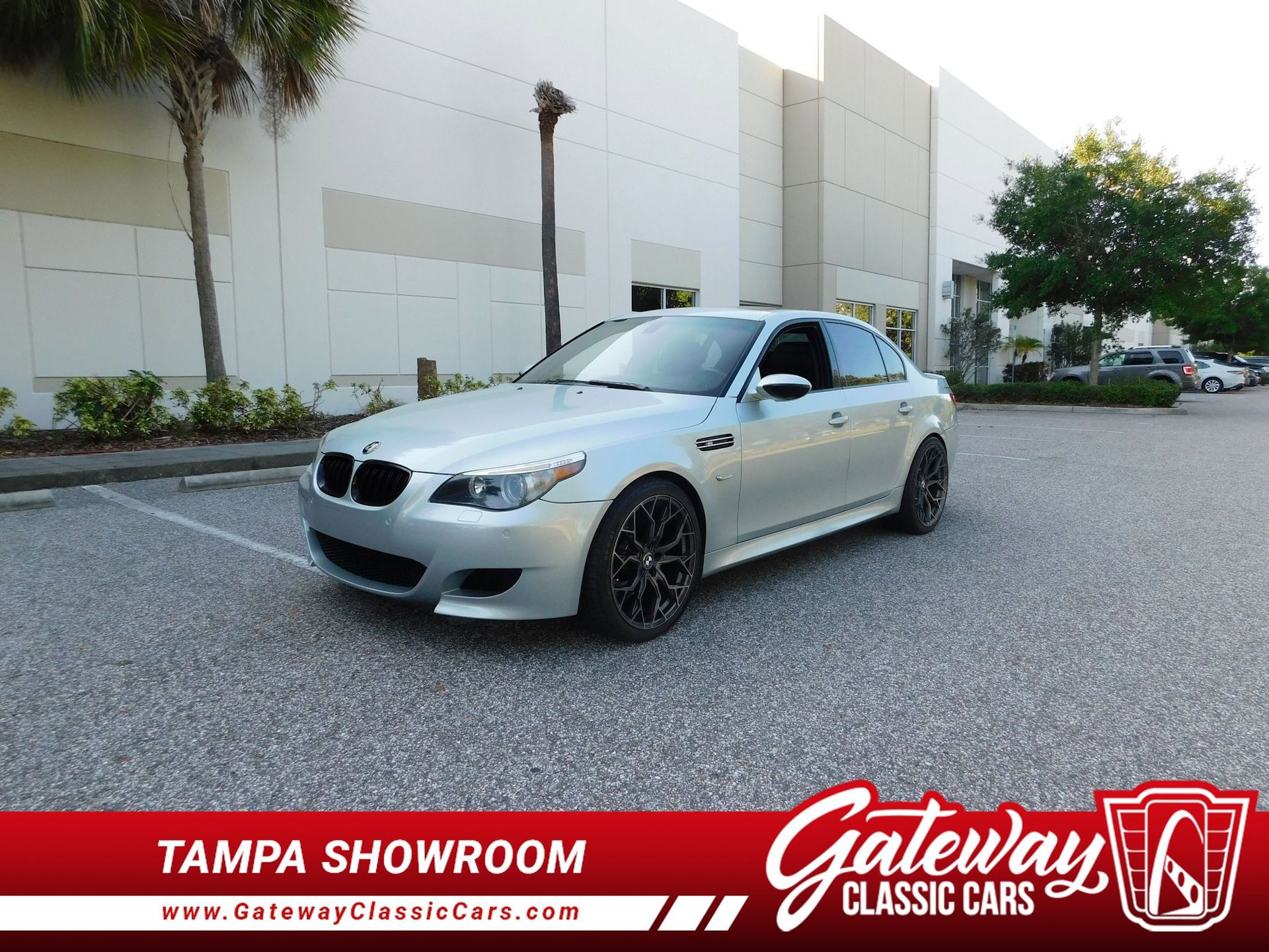 Used 2006 BMW M5 image 1