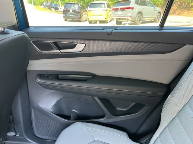New 2025 Volkswagen Atlas Cross Sport SEL R-Line image 13