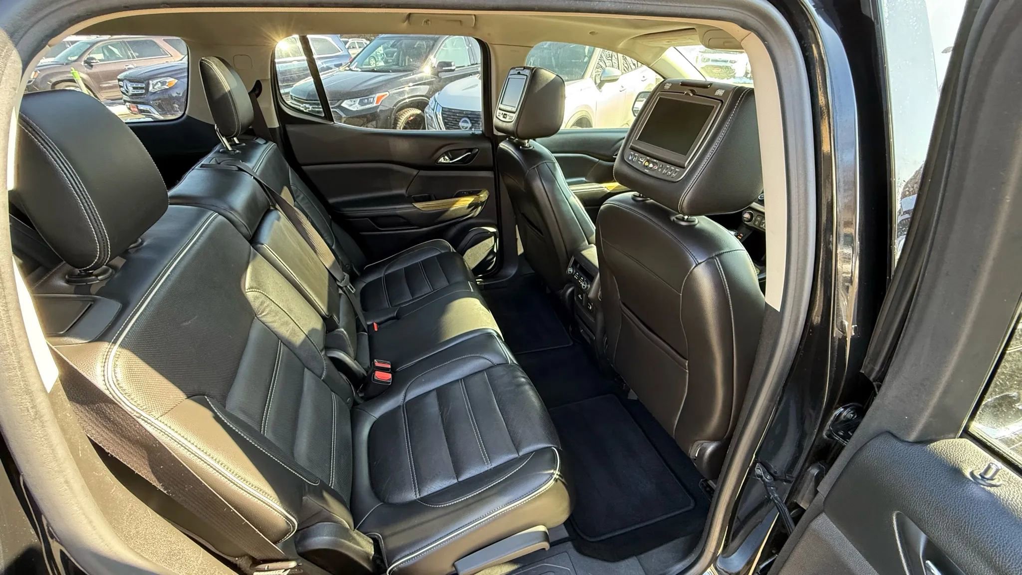 Used 2017 GMC Acadia Denali image 36