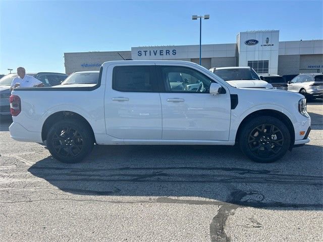 New 2025 Ford Maverick Lobo image 12