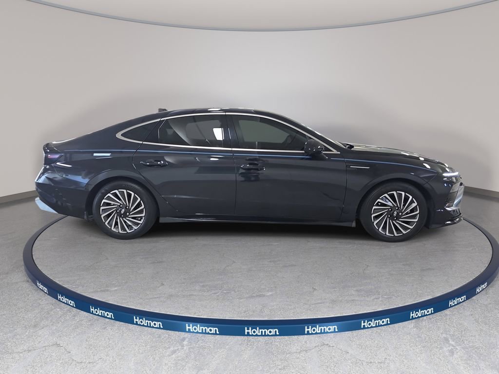 Used 2024 Hyundai Sonata Limited FWD image 6