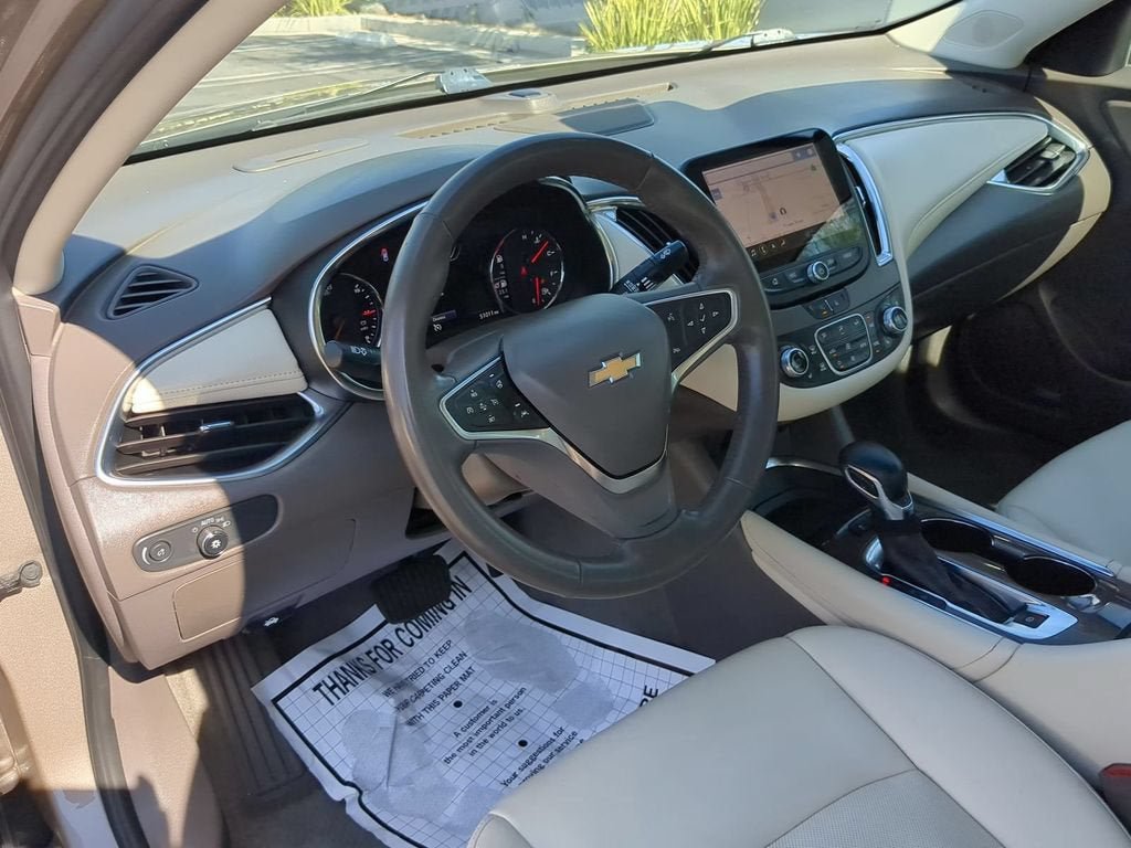 Used 2024 Chevrolet Malibu LT FWD image 12