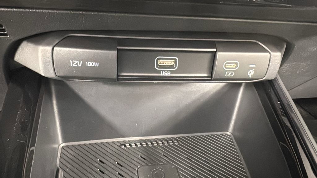New 2025 Kia Niro EX image 27