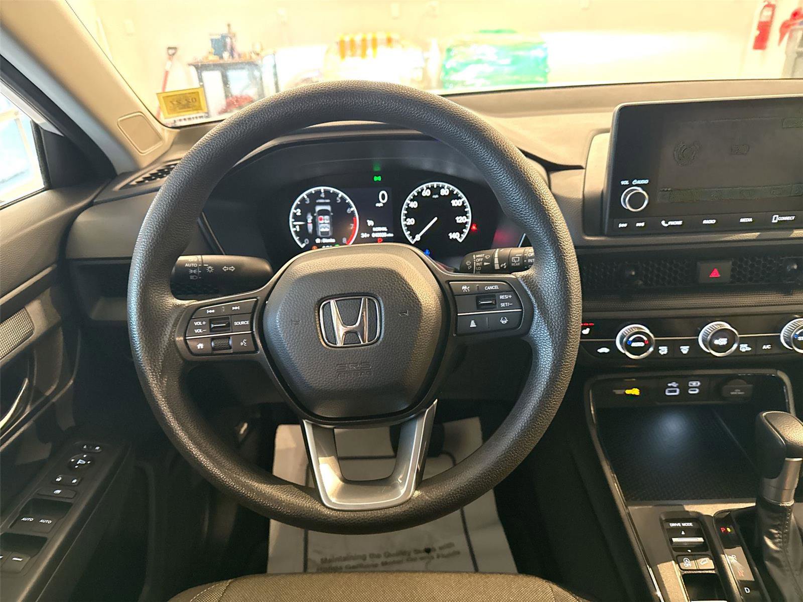 Used 2025 Honda CR-V EX image 11