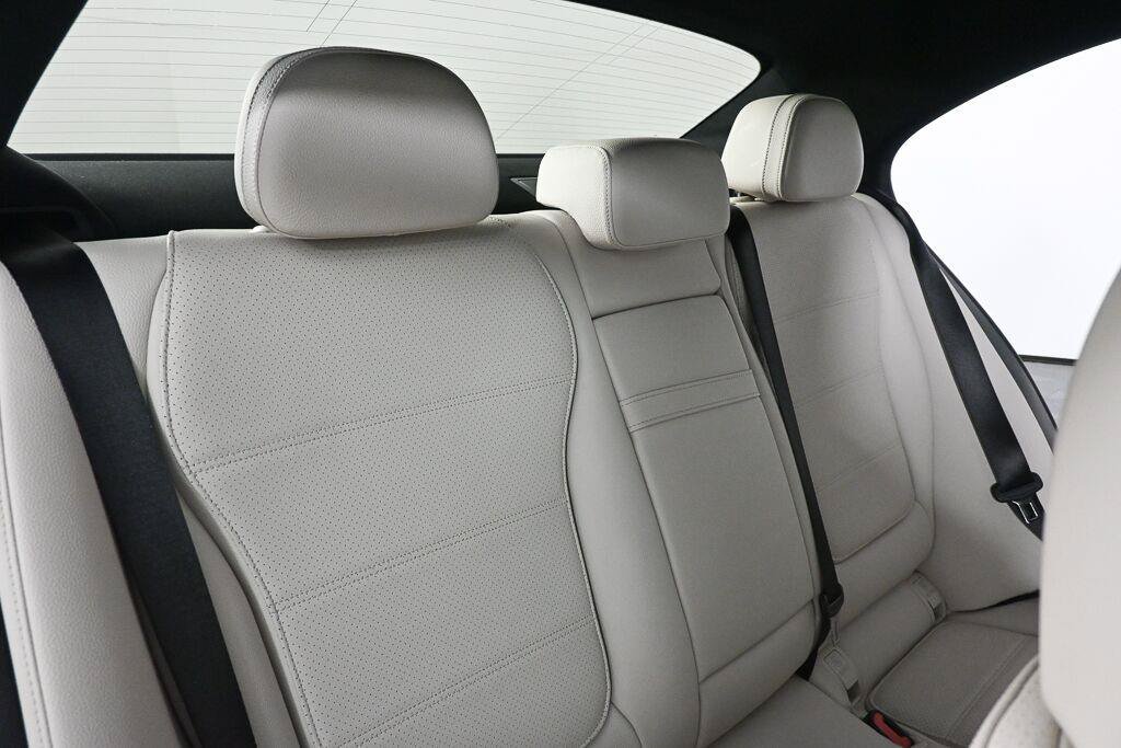 Used 2023 Mercedes-Benz C 300 Sedan image 19