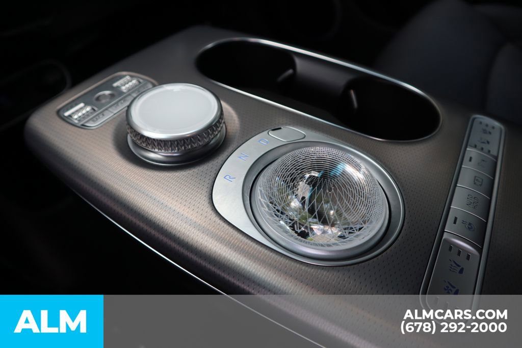 Used 2025 Genesis GV60 Advanced image 37