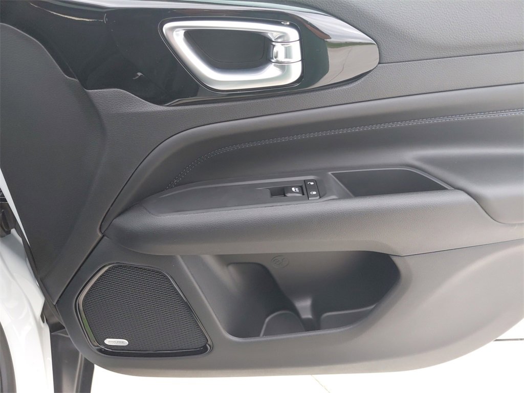 New 2025 Jeep Compass Limited w/ Sun and Sound Group image 18