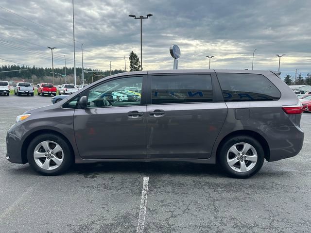 Used 2020 Toyota Sienna L image 5