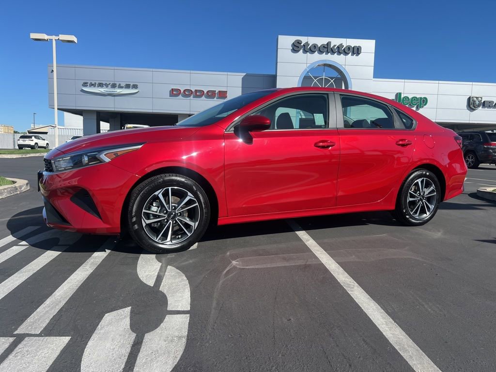 Used 2024 Kia Forte LXS image 1