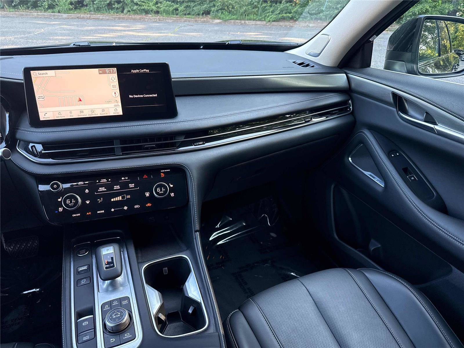 Used 2025 INFINITI QX60 Luxe FWD image 15