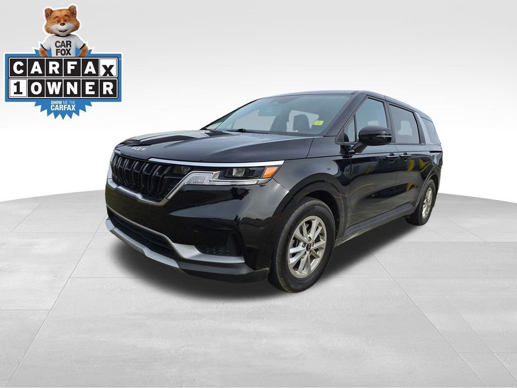 Used 2024 Kia Carnival LX image 3