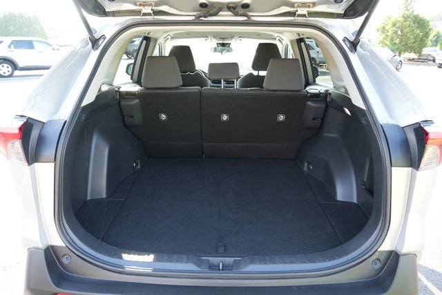Used 2024 Toyota RAV4 XLE FWD image 11