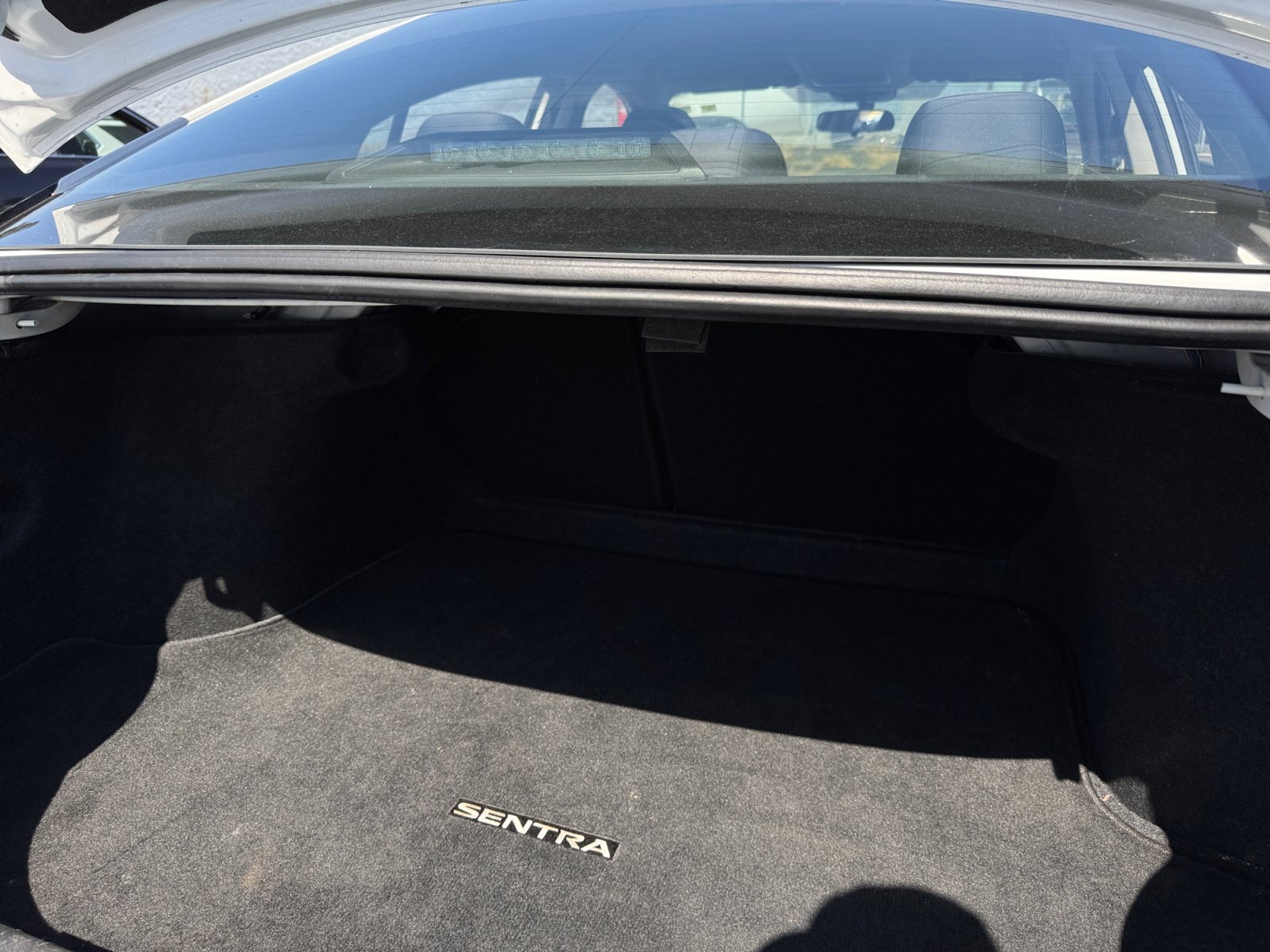 Used 2024 Nissan Sentra SV FWD image 22