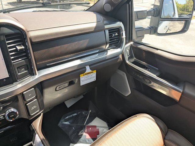New 2026 Ford F350 King Ranch w/ Chrome Package AWD/4WD image 18