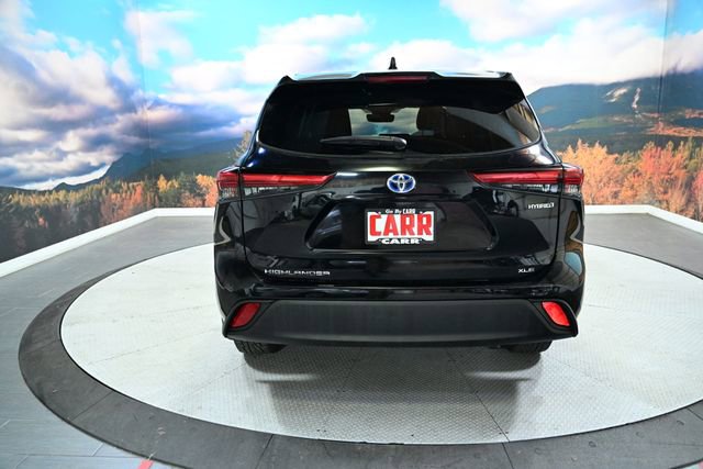 Used 2022 Toyota Highlander XLE AWD/4WD image 7
