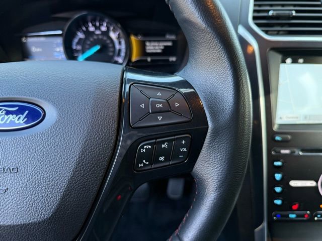 Used 2017 Ford Explorer Sport image 16