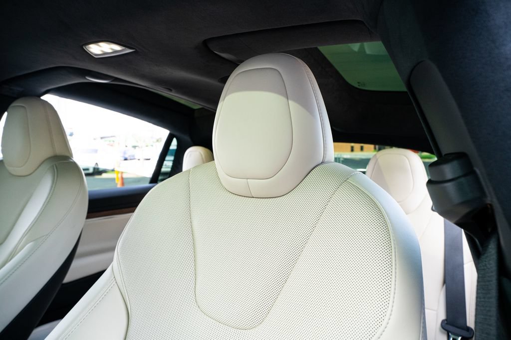 Used 2023 Tesla Model X AWD/4WD image 26