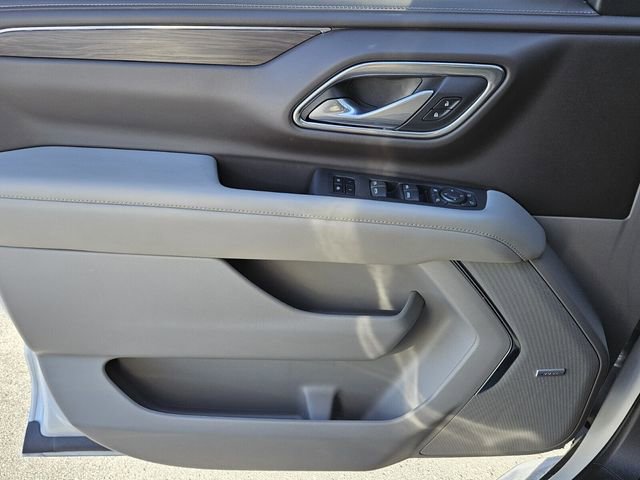 Used 2023 Chevrolet Tahoe LT w/ Luxury Package image 16