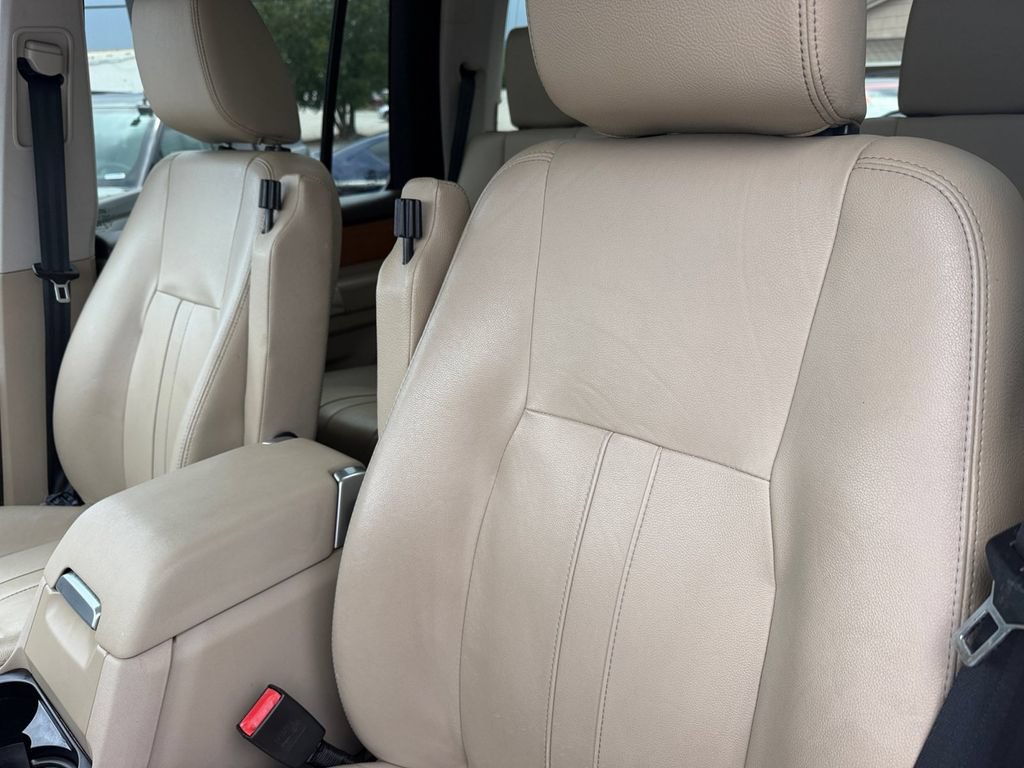 Used 2015 Land Rover LR4 HSE AWD/4WD image 14