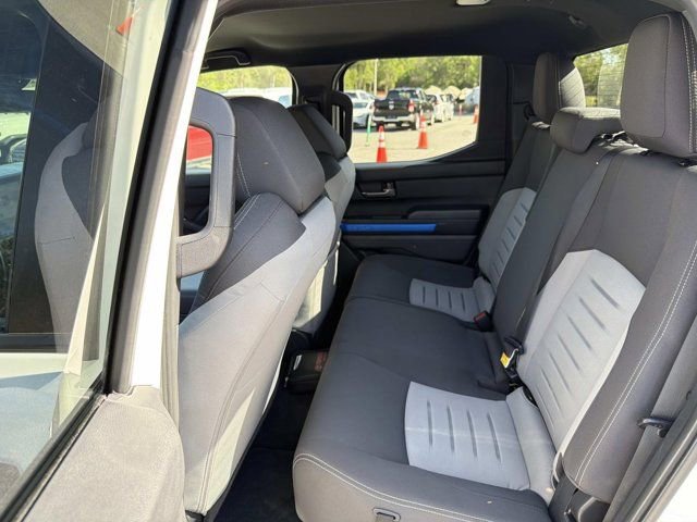 Certified 2025 Toyota Tacoma TRD Off-Road AWD/4WD image 13