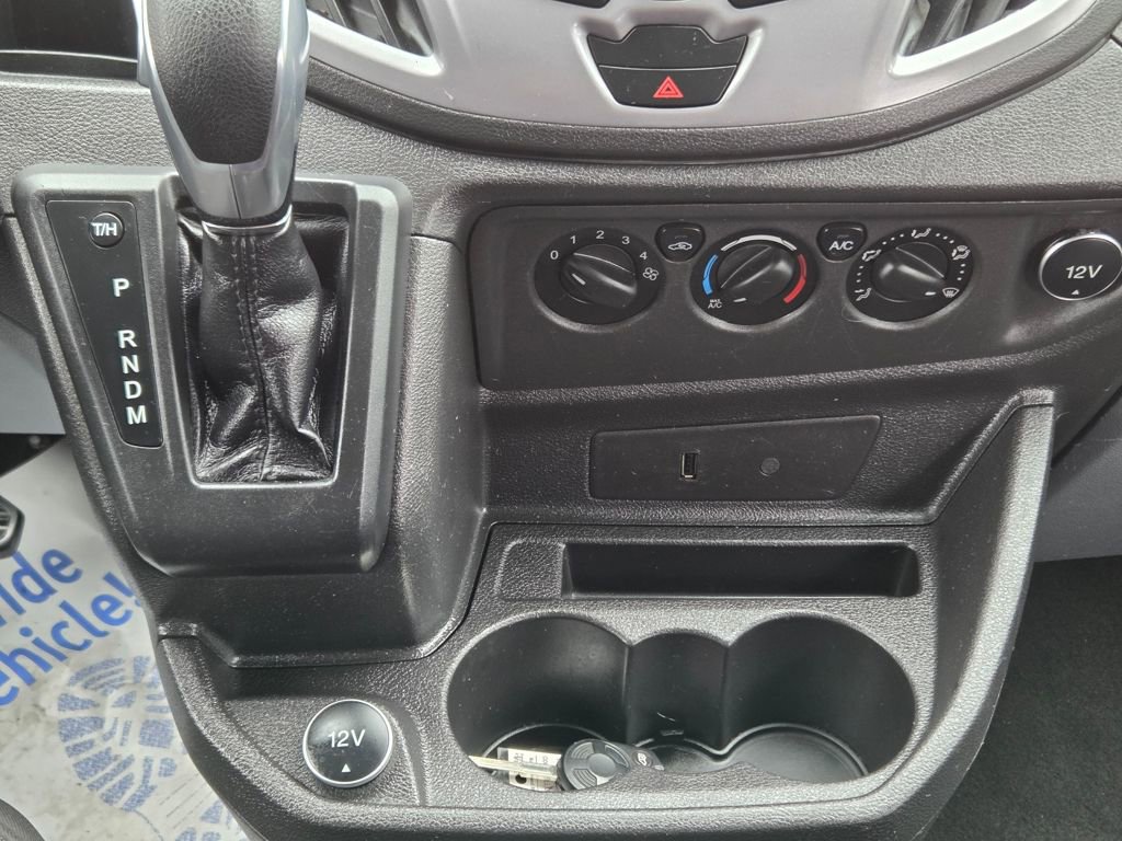 Used 2019 Ford Transit 350 XLT image 42