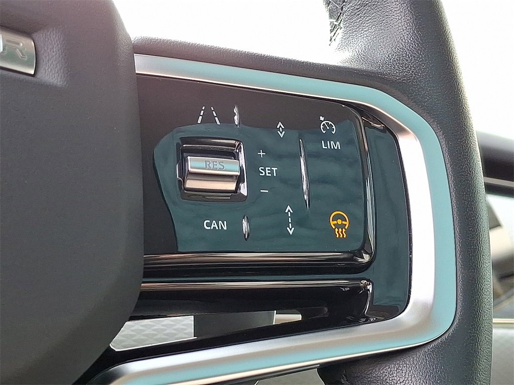 Certified 2023 Land Rover Range Rover Evoque R-Dynamic S image 17