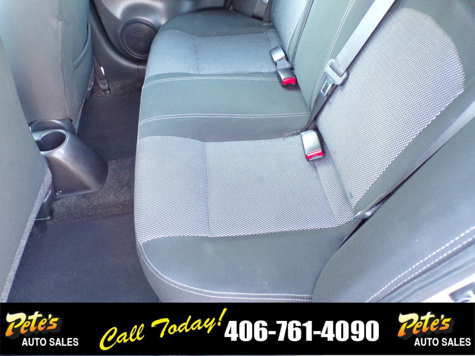 Used 2019 Nissan Versa SV image 11