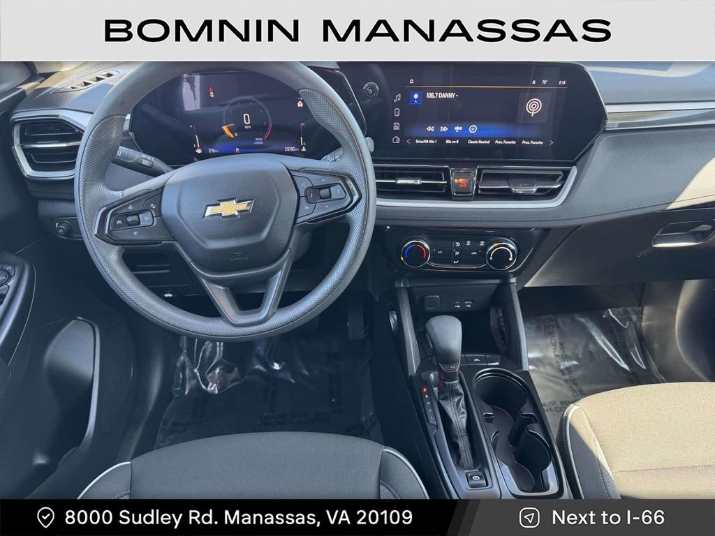 Used 2024 Chevrolet TrailBlazer LT image 14